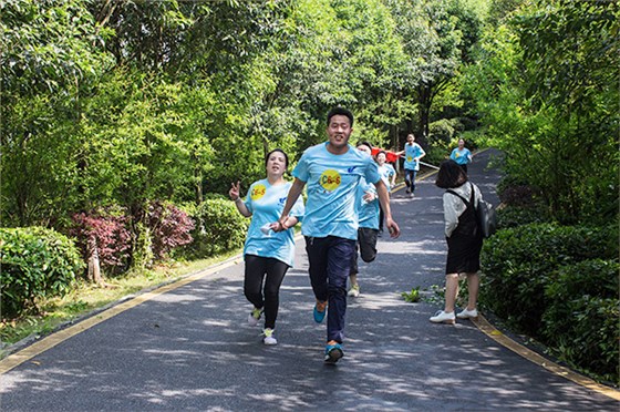 郴汽集團(tuán)組織開展迎&ldquo;五一&rdquo;慶祝建司60周年智跑競(jìng)賽活動(dòng)