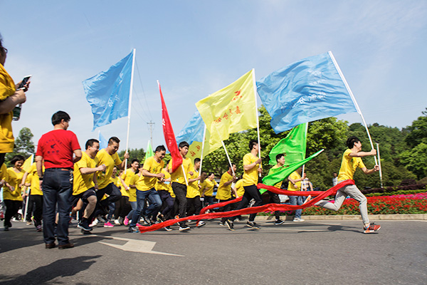 郴汽集團(tuán)組織開(kāi)展迎&ldquo;五一&rdquo;慶祝建司60周年智跑競(jìng)賽活動(dòng)